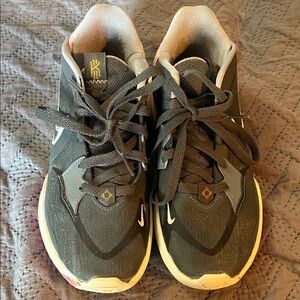 Nike Kids Black and Gray Sneakers